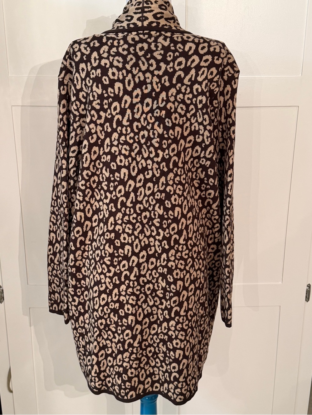 Cable & Gauge Leopard Print Open-Front Cardigan - Brown & Cream - Picture 3 of 9
